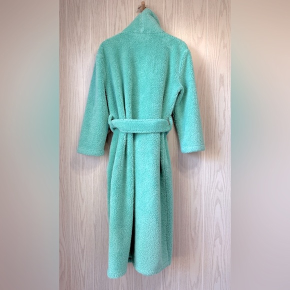 Pottery Barn Cozy Sherpa Robe Pale Seafoam OSFM EUC - Picture 3 of 3